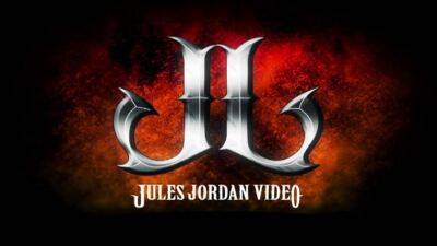 Jules Jordan 3Some Orgy With Adriana Chechik and other girls - sunporno.com - Jordan