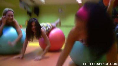 Lesbian Orgy In In The Gym - upornia.com