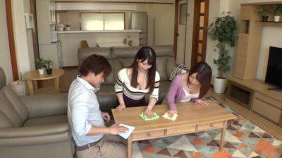 Japanese Wife Threesome Sex Divorced Neighbor - upornia.com - Japan