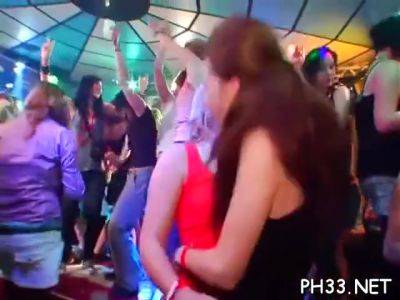Very Hot Group Sex In Club - hclips.com