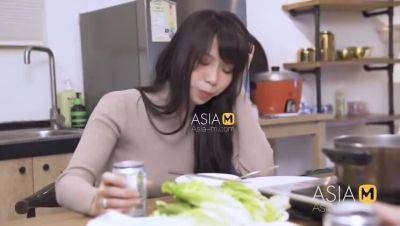 Asian Delights Na Na & Qing Zi in Explicit Hot Pot Threesome - xxxfiles.com