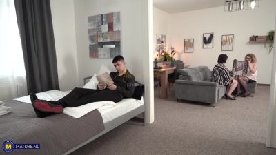 My Stepmom And Her Best Friend, Joanne And Ronnie Seduce Me In A Curvy Threesome - hotmovs.com - Czech Republic