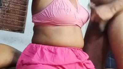 Bangla Hot New Housewife Threesome with Salesman and Servant - xxxfiles.com - India
