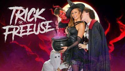 Cassie Del Isla - Busty Stepmom Cassie Del Isla Fucked Hard by Three Stepsons in Halloween Costumes - FreeUse Orgy - porntry.com