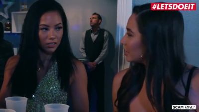 Morgan Lee And Kat Dior - American Chicks Hot Threesome At The Club - hotmovs.com - Usa