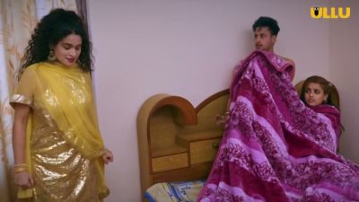 Amateur intimacy between an Asian brunette and her lover captured in private - yesvids.com